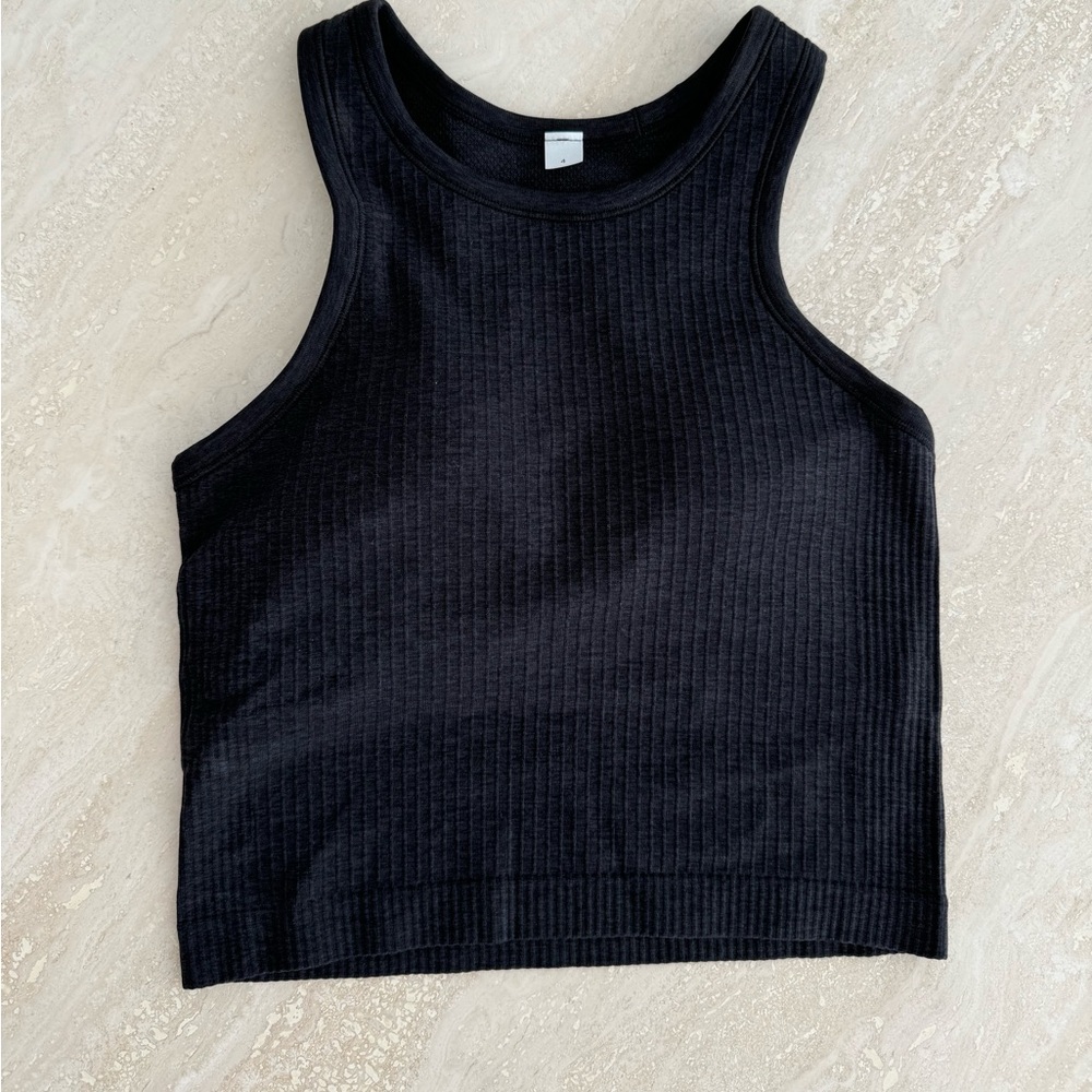 Lululemon Cropped Dark Gray Tank Top. Size 4